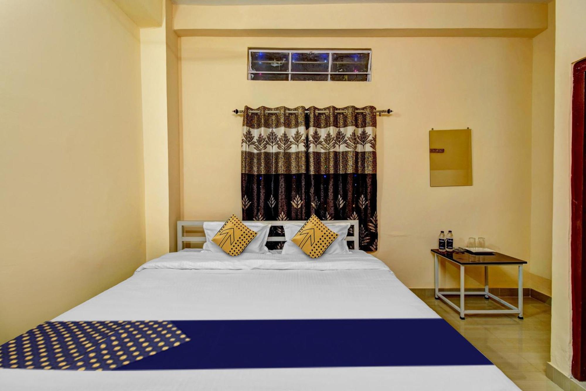 Spot On Rainbow Lodge غاواهاتي المظهر الخارجي الصورة